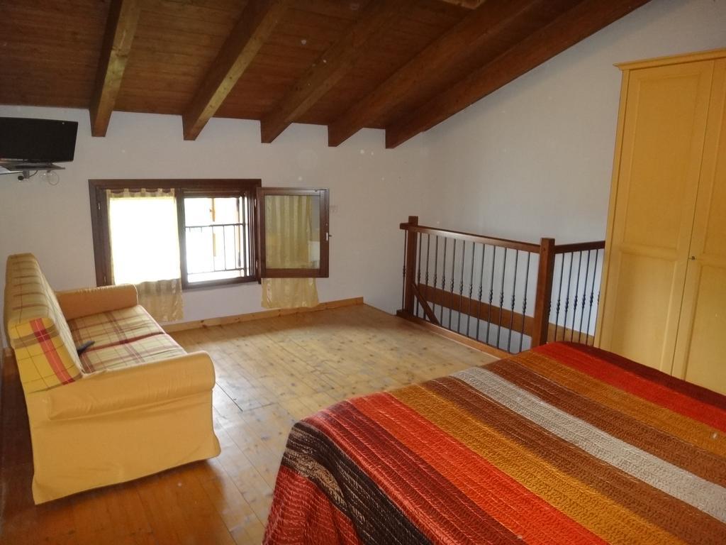 Agriturismo San Valentino Castellarano Room photo